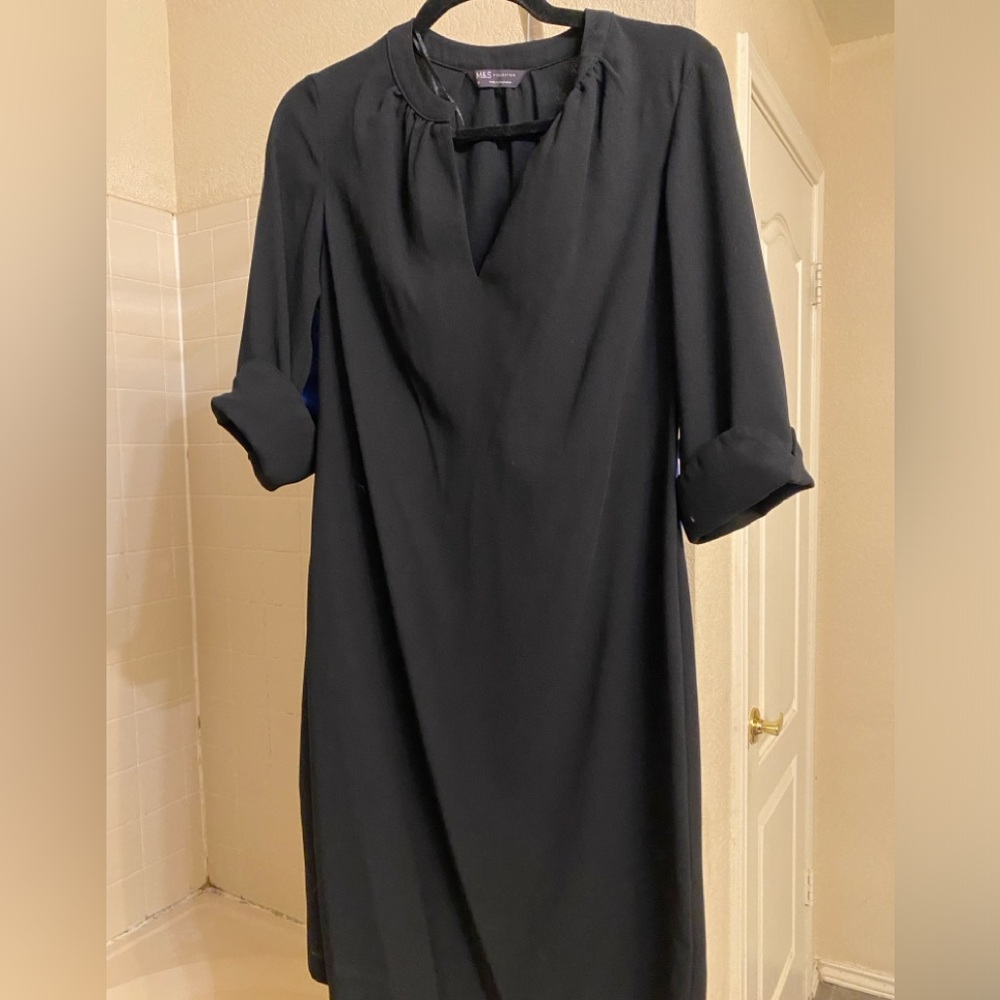 Marks & Spencer Meghan Markle Capsule Collection Shift Dress. Size is UK 8/US 4